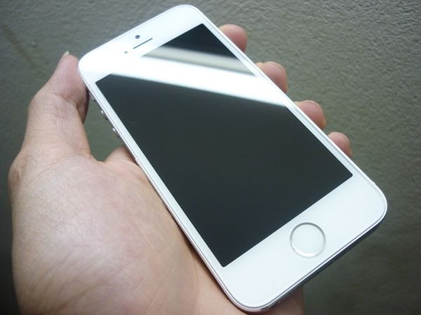 Bán Xác iPhone 5 Bị Dính iCloud Hư Màn Hình Giá Rẻ 10/2023