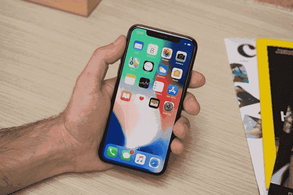 cách khắc phụ màn hình iphone x bị ám vàng