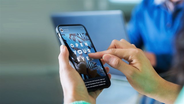 Read more about the article Cách đăng story trên Facebook không bị giới hạn thời gian trên iOS và Android