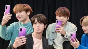 Read more about the article Cách cài hình nền cho Samsung S20 Plus BTS Edition – Phiên bản đặc biệt dành cho fan hâm mộ