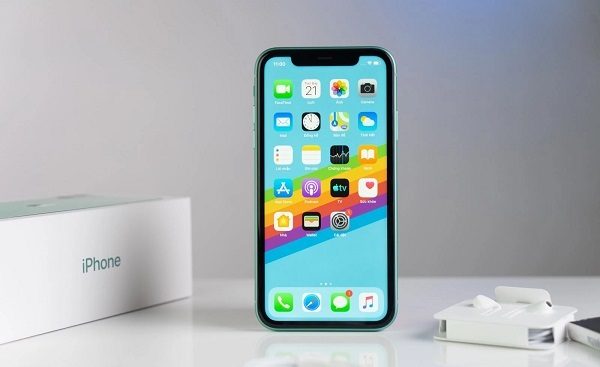 Giá thay màn hình iPhone 11 bao nhiêu tiền?